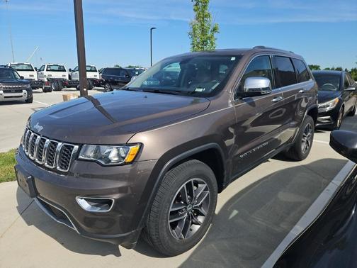 Walnut Brown 2017 Jeep Grand Cherokee Limited