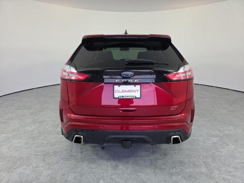 2021 Ford Edge ST