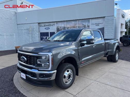 2026 Ford F-350 Lariat Super Duty