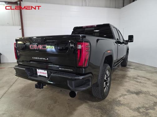 2024 GMC Sierra 2500 Denali