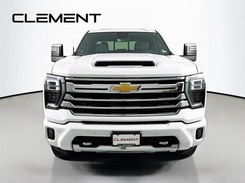 Summit White 2024 Chevrolet Silverado 2500 High Country