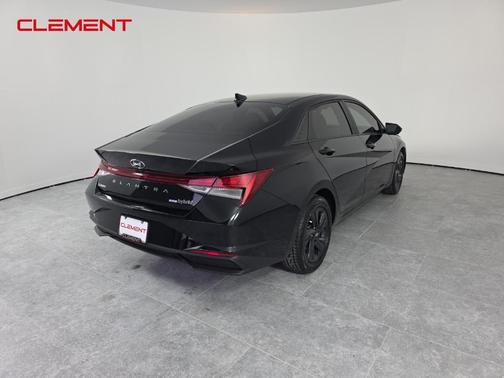 2023 Hyundai ELANTRA HEV Blue