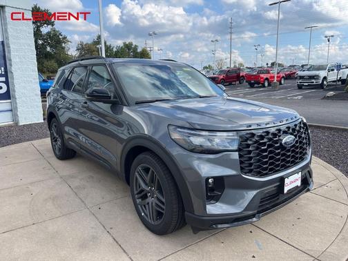 2025 Ford Explorer ST