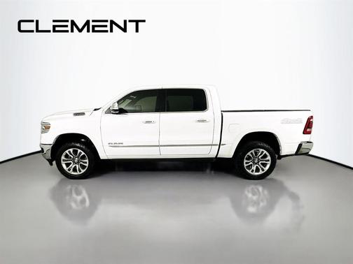 Bright White Clearcoat 2022 RAM 1500 Limited