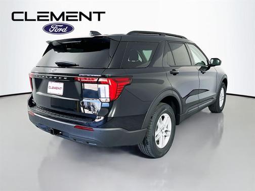 Agate Black Metallic 2026 Ford Explorer Active