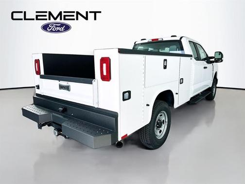 Oxford White 2026 Ford F-250 XL