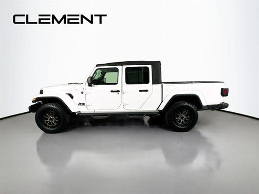Bright White Clearcoat 2022 Jeep Gladiator Sport