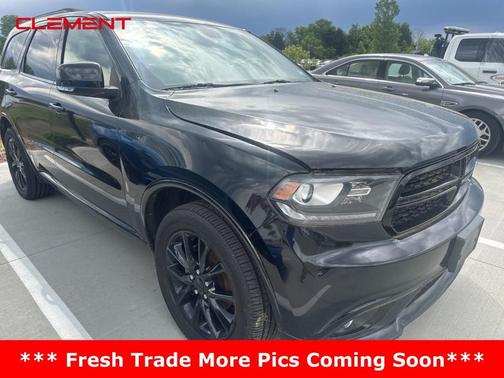 DB Black Crystal Clearcoat 2017 Dodge Durango GT