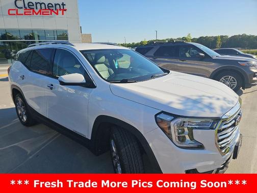 Summit White 2023 GMC Terrain SLT
