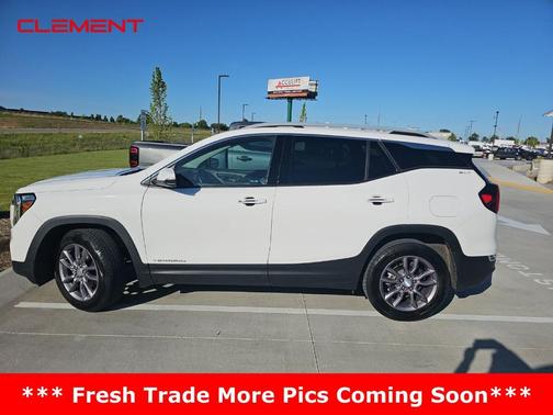 Summit White 2023 GMC Terrain SLT