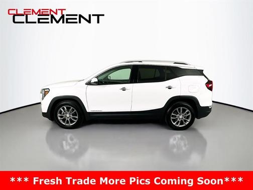 Summit White 2023 GMC Terrain SLT