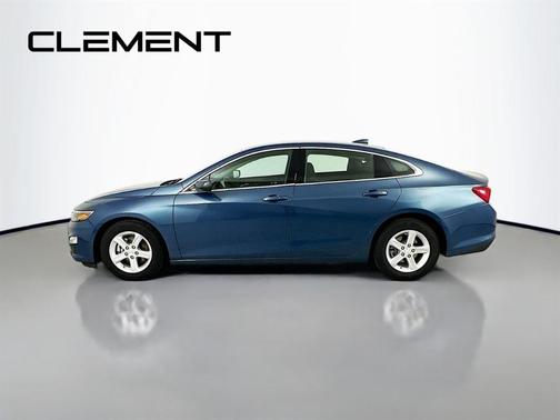Lakeshore Blue Metallic 2024 Chevrolet Malibu LT