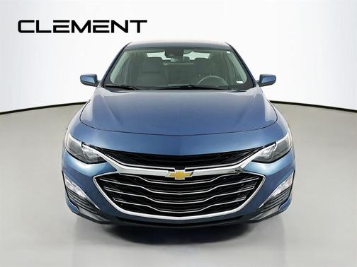 Lakeshore Blue Metallic 2024 Chevrolet Malibu LT