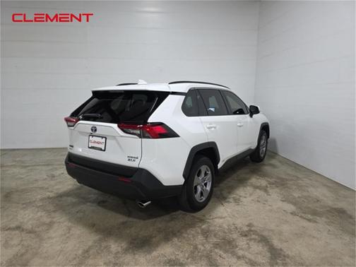 2023 Toyota RAV4 Hybrid XLE