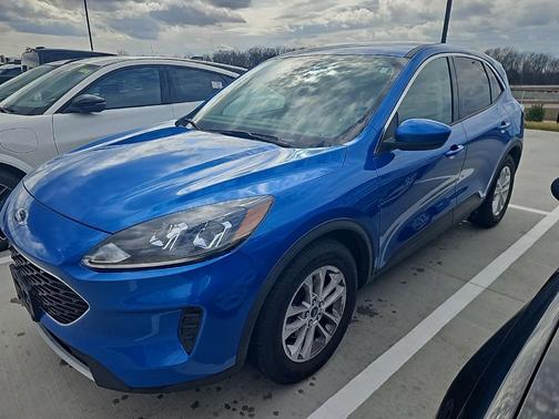 2021 Ford Escape SE