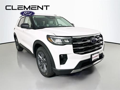 Star White 2026 Ford Explorer Active