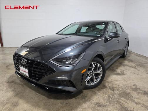 2022 Hyundai SONATA SEL