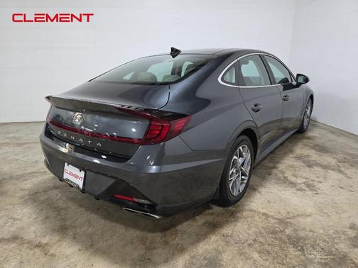2022 Hyundai SONATA SEL