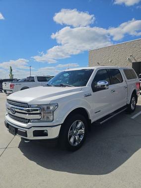 White Platinum Clearcoat Metallic 2018 Ford F-150 Lariat