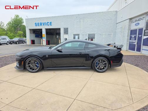 2025 Ford Mustang Dark Horse
