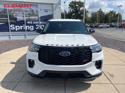 2025 Ford Explorer ST