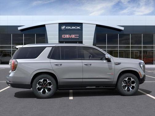 2025 GMC Yukon 4WD AT4