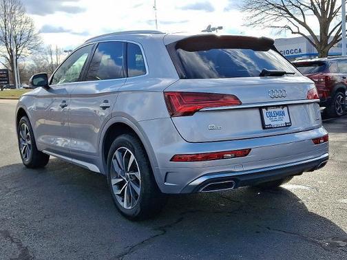 2023 Audi Q5 45 S line Premium