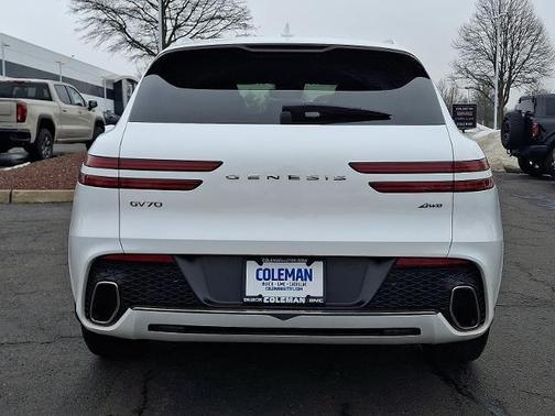 2024 Genesis GV70 2.5T AWD