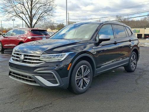 2024 Volkswagen Tiguan 2.0T Wolfsburg Edition
