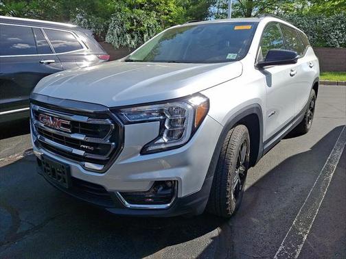 2022 GMC Terrain AWD AT4