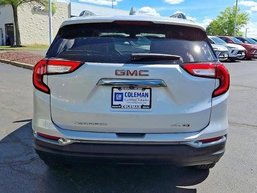 2022 GMC Terrain AWD AT4