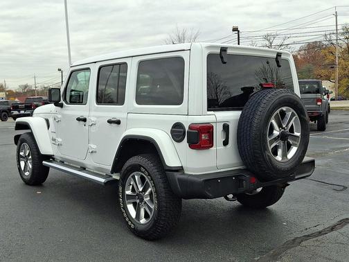 2022 Jeep Wrangler Unlimited Sahara