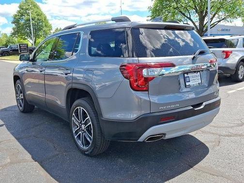 2021 GMC Acadia AWD SLT