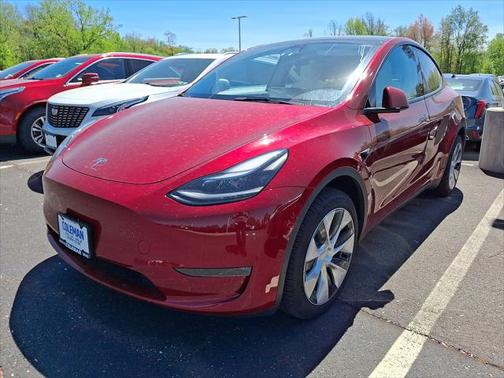 2024 Tesla Model Y Long Range Dual Motor All-Wheel Drive