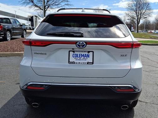Wind Chill Pearl 2023 Toyota Venza XLE