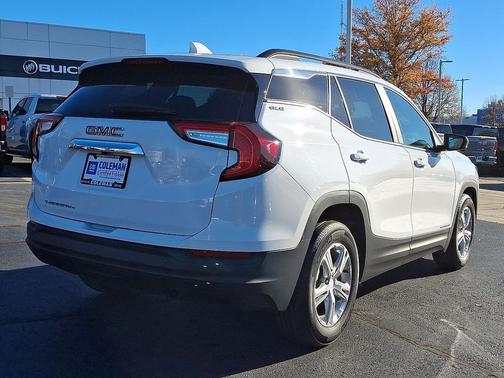 2022 GMC Terrain SLE