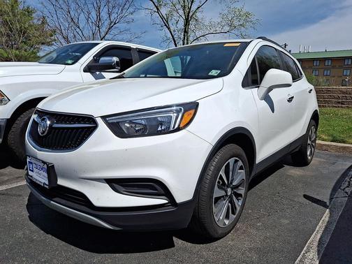 Summit White 2022 Buick Encore Preferred