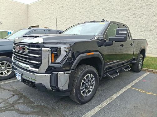 2024 GMC Sierra 2500 SLE