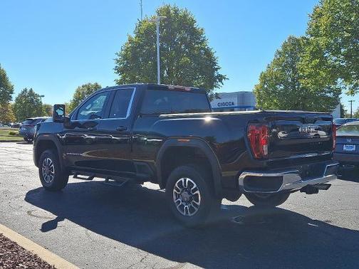 2024 GMC Sierra 2500 SLE