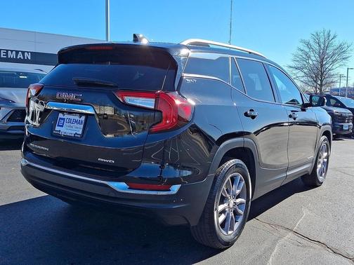 2022 GMC Terrain SLT