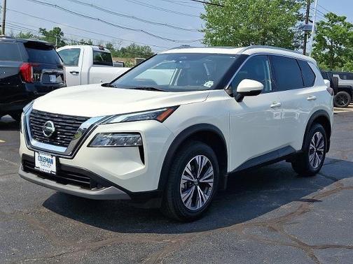 2021 Nissan Rogue SV