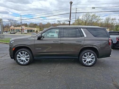 2021 Chevrolet Tahoe 4WD High Country
