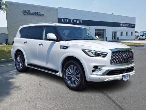 2022 INFINITI QX80 Luxe