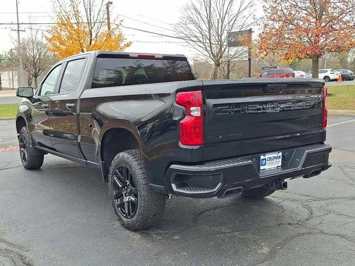 2024 Chevrolet Silverado 1500 Custom Trail Boss