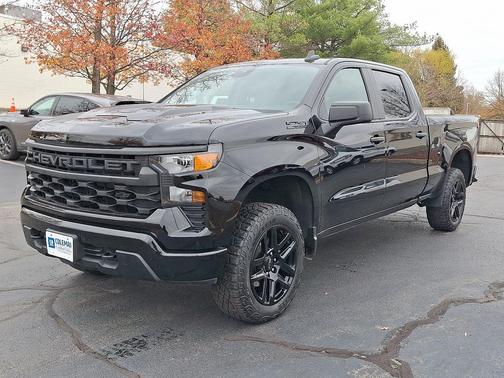 2024 Chevrolet Silverado 1500 Custom Trail Boss
