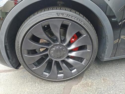 2023 Tesla Model Y Performance Dual Motor All-Wheel Drive