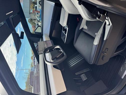 2024 Tesla Cybertruck All-Wheel Drive