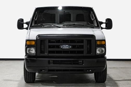 2014 Ford E350 Super Duty Base