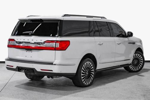 2019 Lincoln Navigator L Black Label