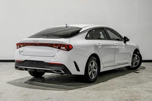 2022 Kia K5 LX